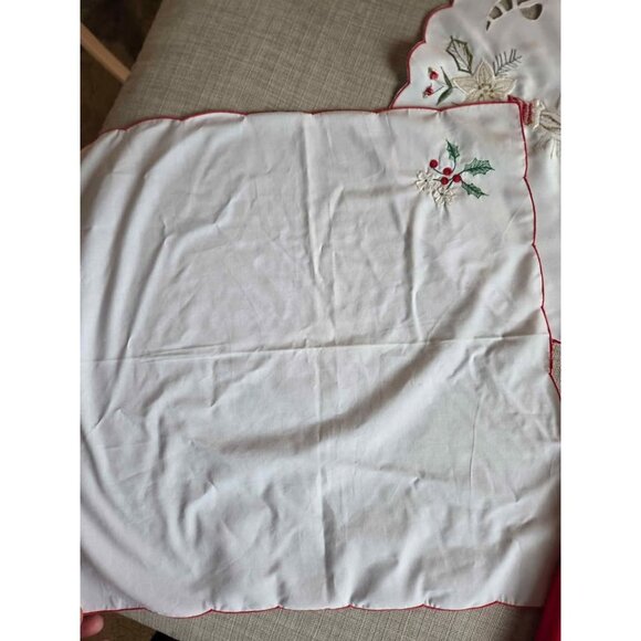 Vintage Christmas linens - Picture 4 of 7